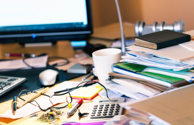 Hướng bàn làm việc là hướng lưng hay mặt? Cách bố trí theo tuổi chuẩn phong thủy