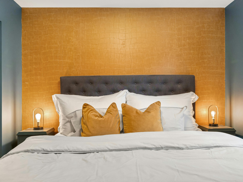 Nên Chọn Giường Da Hay Giường Nỉ Cho Phòng Ngủ? So Sánh Chi Tiết & Lựa Chọn Phù Hợp Nhất