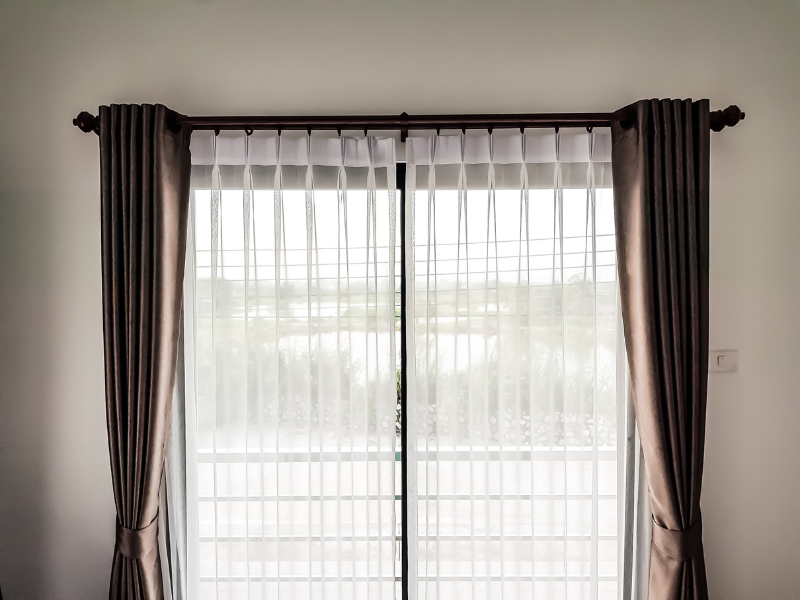 RÈM LẮP CỬA KÍNH LOẠI NÀO TỐT? GỢI Ý TỪ OH HOUSE
