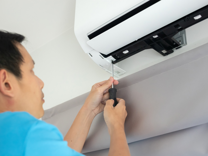 Cách Vệ Sinh Máy Lạnh Tại Nhà Trong 5 Phút Không Cần Đồ Nghề Chuyên Dụng