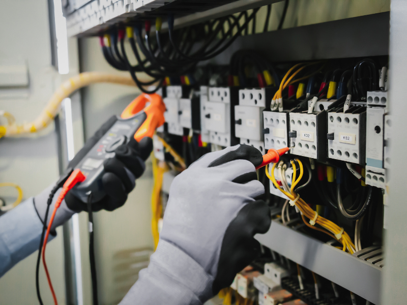 Sửa Điện Nước Sài Gòn 24h: Thợ Giỏi, Có Mặt Ngay, Giá Rẻ Nhất