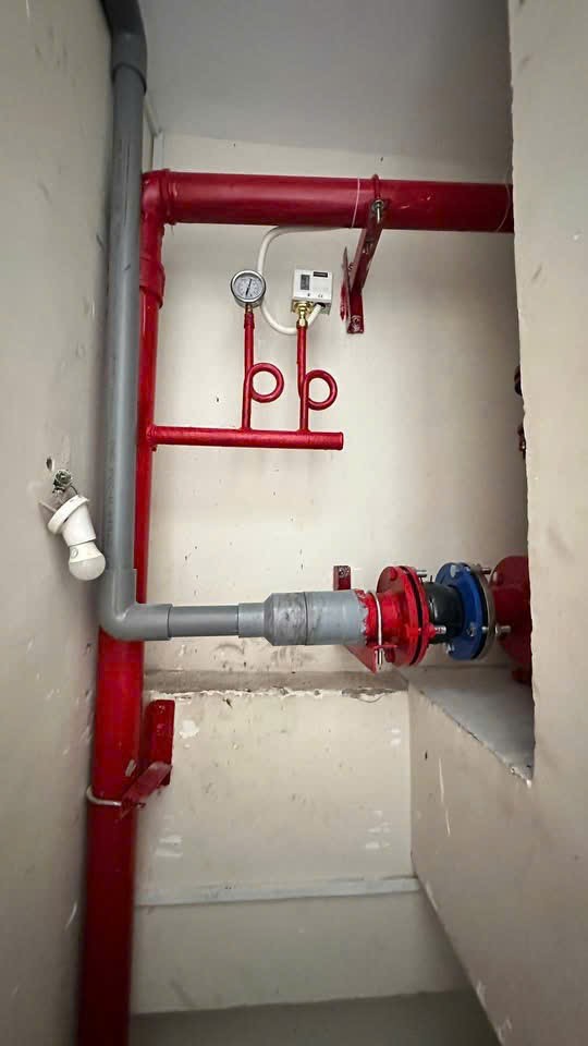 Trong thời gian gần đây, hàng loạt vụ cháy nhà dân, chung cư mini, nhà trọ xảy ra liên tiếp tại các thành phố lớn như TP.HCM hay Hà Nội, gây thiệt hại nghiêm trọng về người và tài sản.