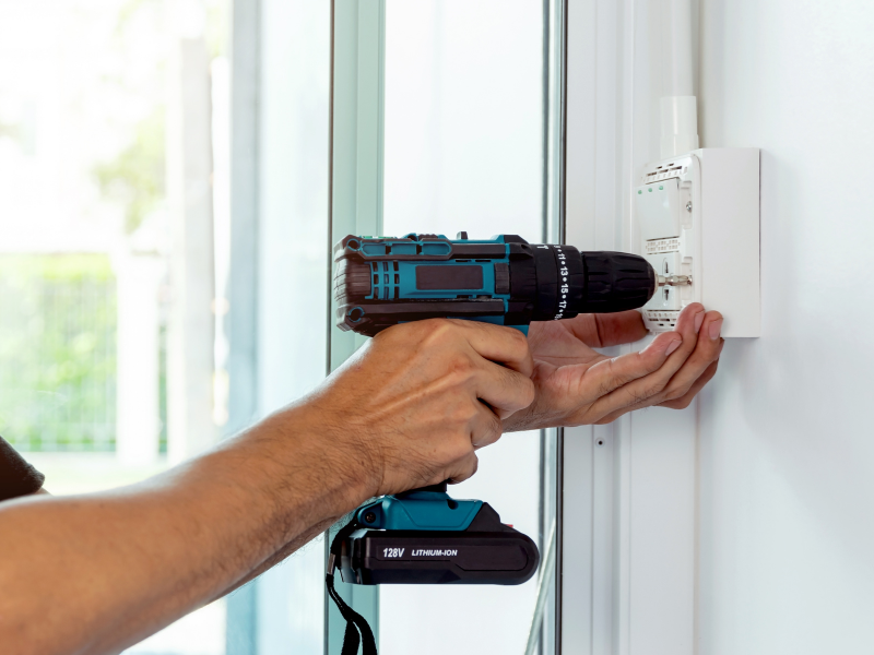 Dịch Vụ Lắp Đặt Hệ Thống Chiếu Sáng, Công Tắc, Ổ Cắm