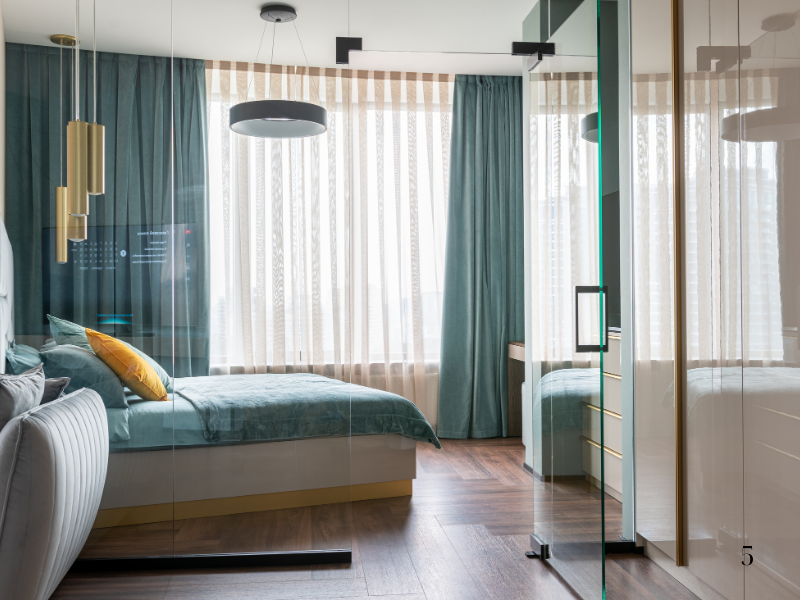 Dịch Vụ Thi Công Kính Cường Lực – Vách Kính Trang Trí – Lan Can Kính
